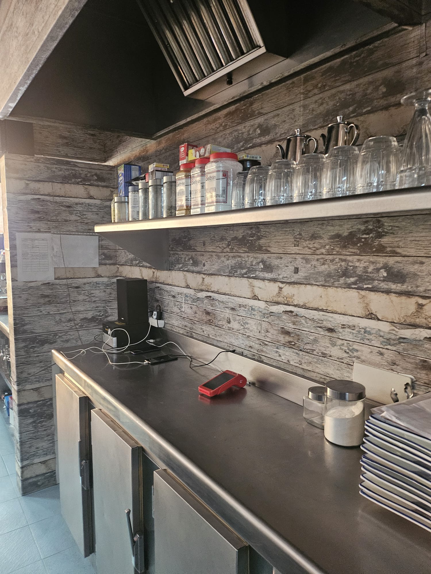 Cafeteria / Churrería with Sunny Terrace – Excellent Opportunity in a Growing Area — 3