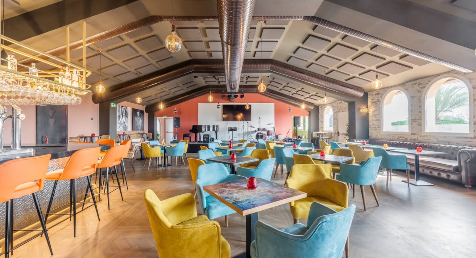 Exceptional Multifunctional Hospitality Venue between Marbella and Estepona