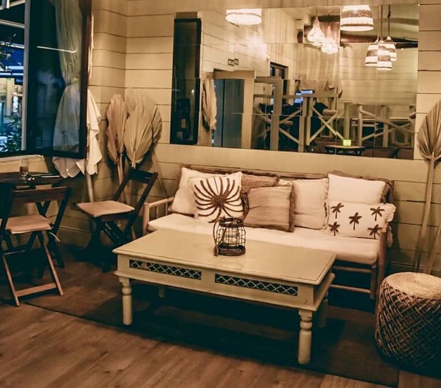 Lounge Bar Restaurant Estepona — 5
